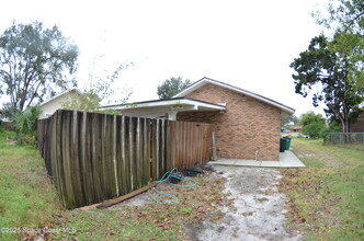 738 John Carroll Ln in Melbourne, FL - Building Photo - Building Photo