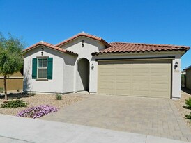 15408 W Edgemont Ave in Goodyear, AZ - Building Photo
