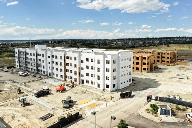 Royal Pines Apartments