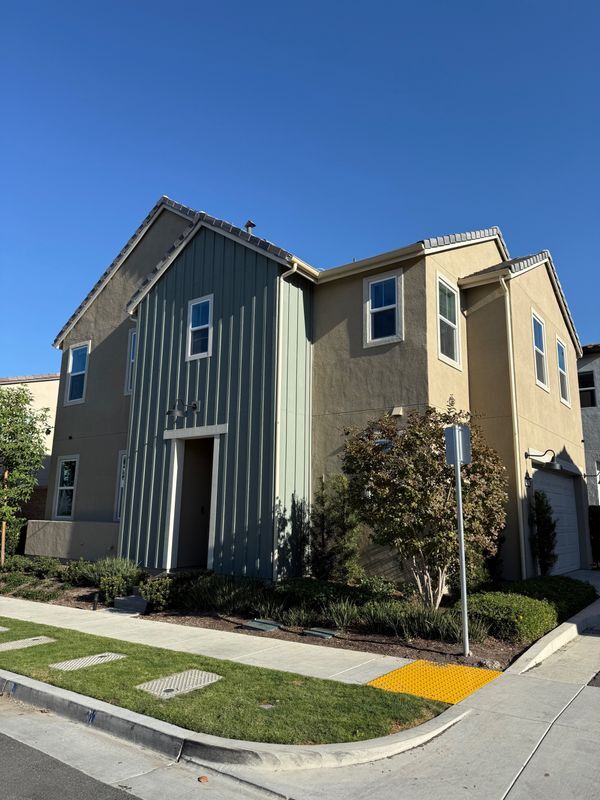 4025 Spring Haven Ln in Corona, CA - Building Photo - Building Photo