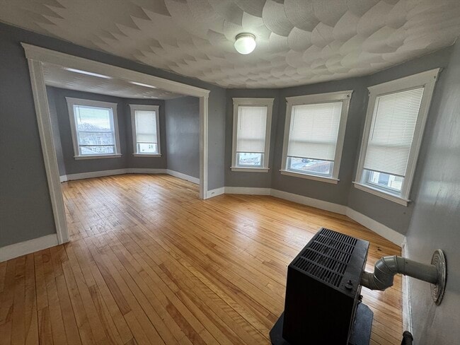 156 Fairmont Ave in Worcester, MA - Building Photo - Building Photo