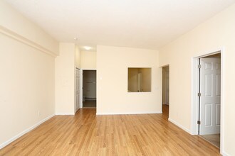 The Village Walk Apartments in Guilford, CT - Building Photo - Interior Photo