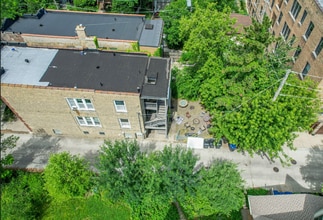 1103 Simpson St in Evanston, IL - Building Photo - Building Photo