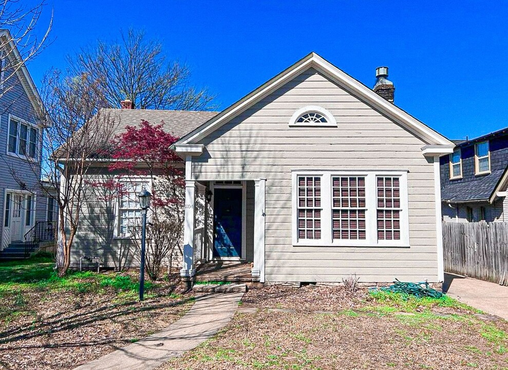 1104 S 26th St in Fort Smith, AR - Building Photo