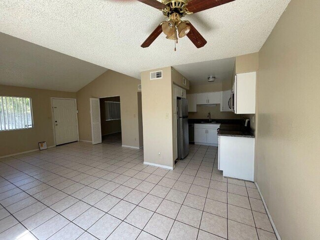 944 S Valencia in Mesa, AZ - Building Photo - Building Photo