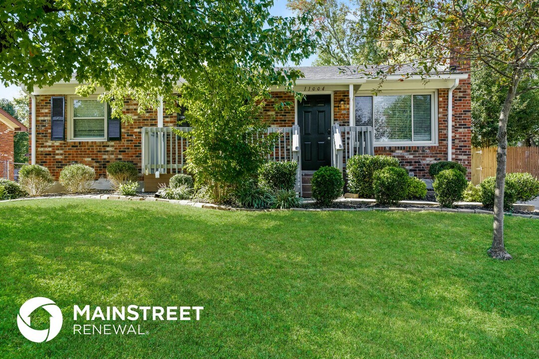 11004 Albion Dr in Louisville, KY - Foto de edificio