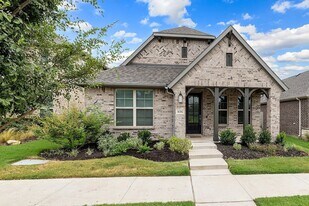 616 8th St in Argyle, TX - Building Photo