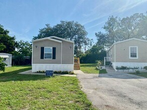 2743 Environs Blvd in Pine Hills, FL - Building Photo - Building Photo