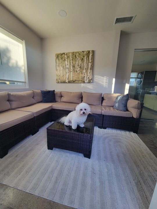 20354 Laguna Canyon Rd, Unit End Unit apartment in Laguna Beach, CA - Building Photo