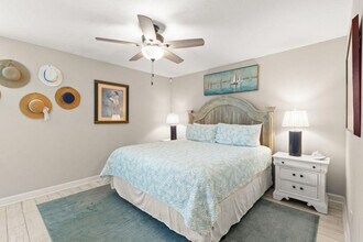 511 E Beach Blvd in Gulf Shores, AL - Foto de edificio - Building Photo