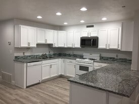 311 N 700 W in Cedar City, UT - Building Photo