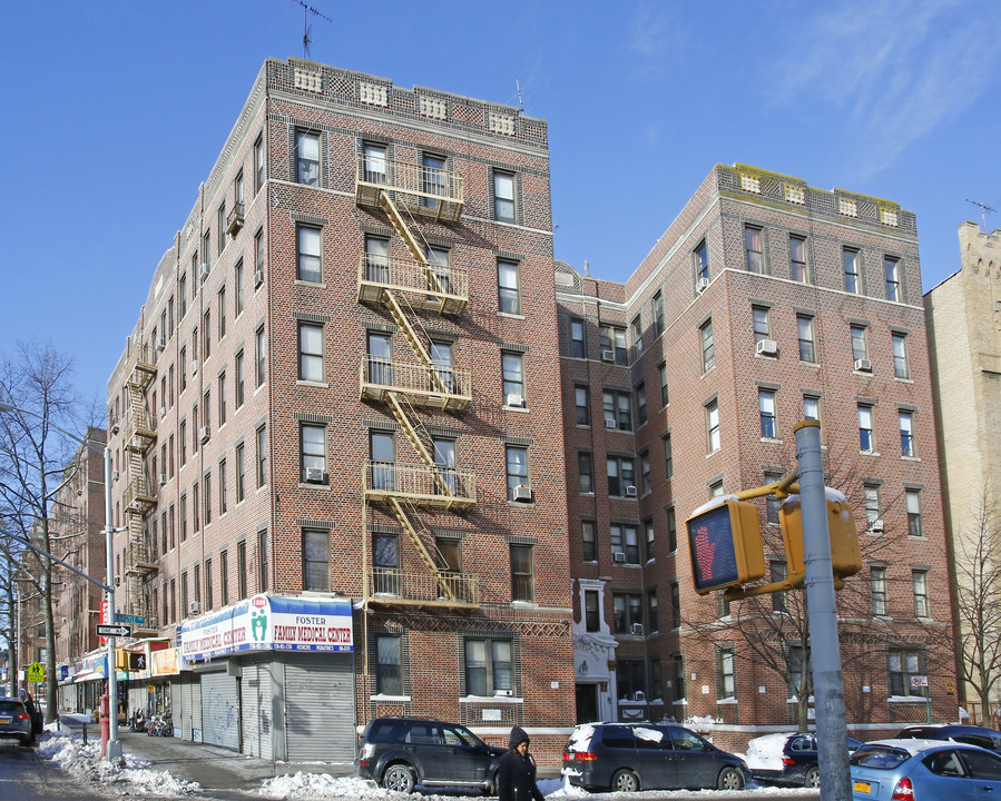 646 Argyle Rd in Brooklyn, NY - Foto de edificio