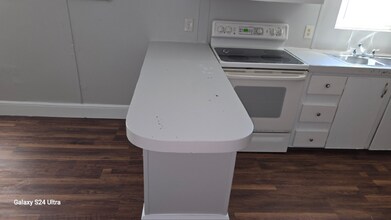 906 FM247 in Huntsville, TX - Building Photo - Building Photo