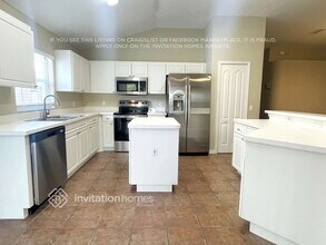 11707 S Stone Ln in Riverview, FL - Foto de edificio - Building Photo