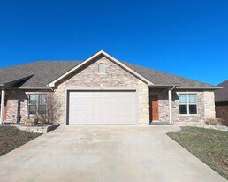 225-227 Pebblestone Ln in Rolla, MO - Building Photo