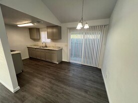 9203 Dalewood St in Stockton, CA - Building Photo