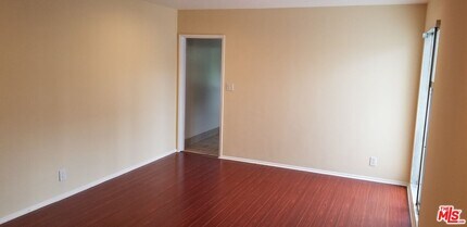 5950 Carlton Way in Los Angeles, CA - Building Photo - Building Photo