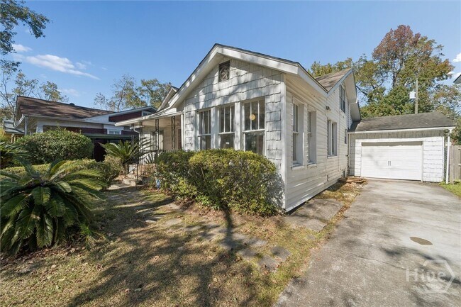 742 E Park Ave in Savannah, GA - Building Photo - Building Photo