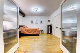 1005 S Shepherd Dr in Houston, TX - Foto de edificio - Building Photo