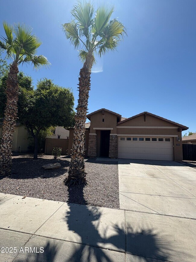 2749 E Dennisport Ave in Gilbert, AZ - Building Photo - Building Photo