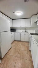 2829 Indian Creek Dr in Miami Beach, FL - Building Photo - Building Photo