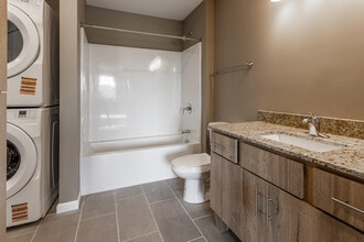 1130 West Apartments in St. Cloud, MN - Foto de edificio - Interior Photo