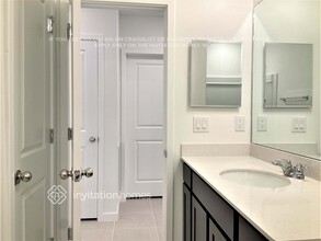 4162 Goldfoil Rd in Spring Hill, FL - Building Photo - Building Photo