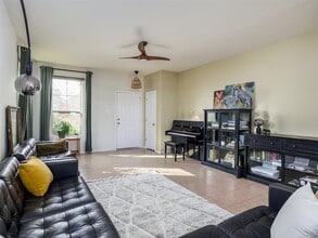 133 Carlina Lp in Liberty Hill, TX - Building Photo - Building Photo