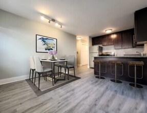 1435 N Dearborn St, Unit A2 in Chicago, IL - Foto de edificio - Building Photo