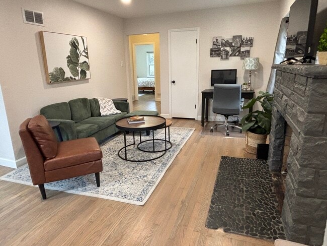 property at 5025 Lenox Ave