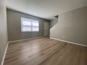 2634 Sandbury Blvd in Columbus, OH - Building Photo - Building Photo