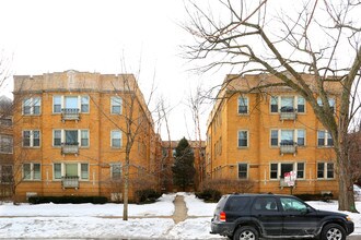 828-834 Reba Pl in Evanston, IL - Foto de edificio - Building Photo