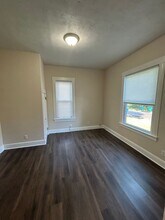 940 W Brower St in Springfield, MO - Building Photo - Building Photo