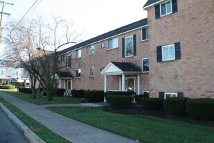 108 S Franklin St, Unit C6 in Boyertown, PA - Building Photo