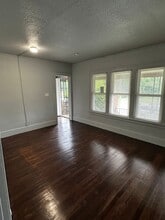 4625 Chalmers St in Detroit, MI - Building Photo - Building Photo