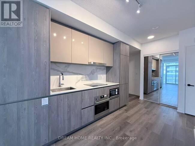 property at 8 Interchange Wy