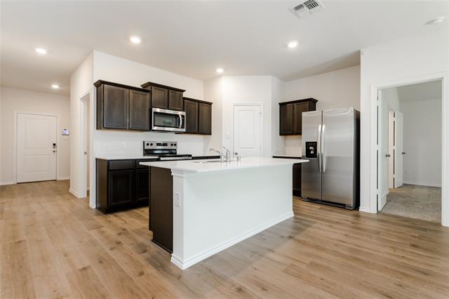 property at 5114 Knob Hl Dr