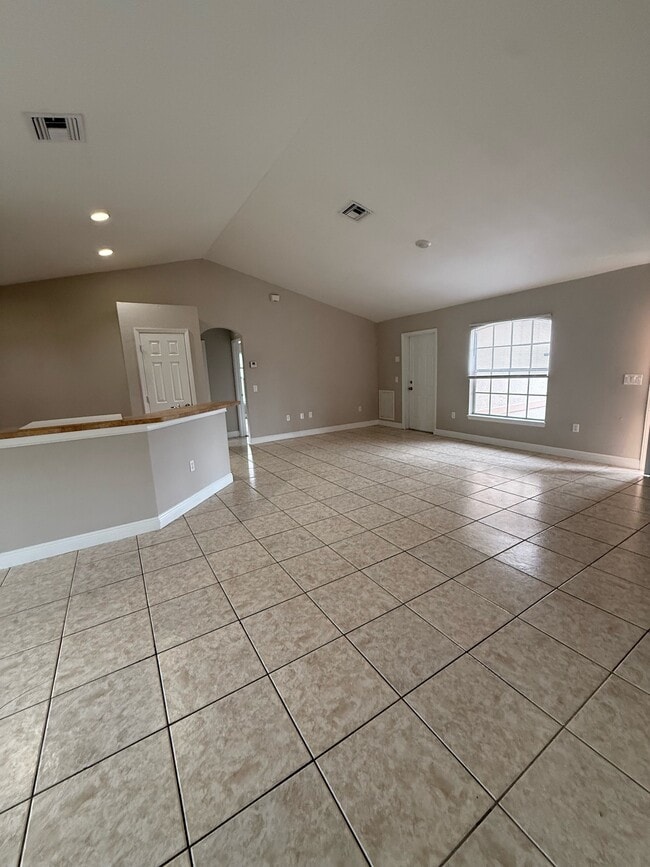 3417 1st St SW in Lehigh Acres, FL - Building Photo - Building Photo