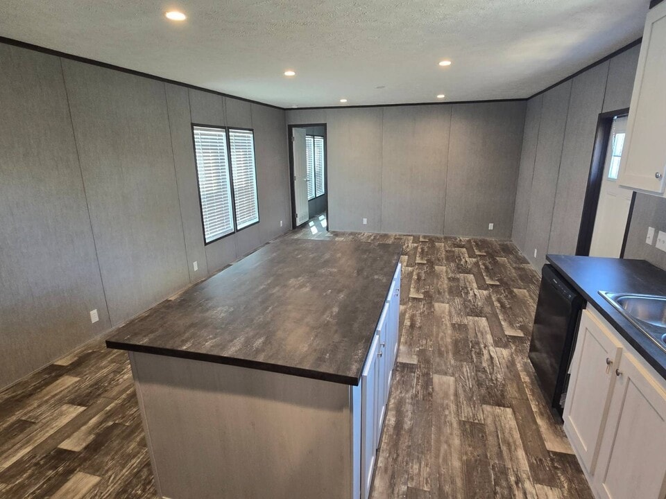 138 Autumn Ln in Jasper, AL - Building Photo