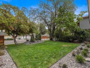 1255 Plumas St in Reno, NV - Building Photo - Building Photo