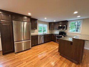41 Melody Ln in Essex, CT - Building Photo - Building Photo