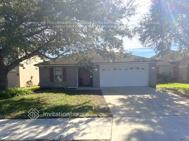 property at 3636 Live Oak Hollow Dr