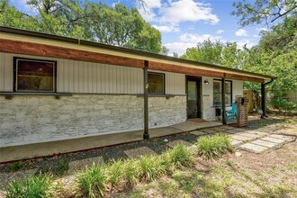 5209 Kings Hwy in Austin, TX - Foto de edificio - Building Photo