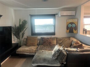 11430 3rd St E in Treasure Island, FL - Building Photo - Building Photo