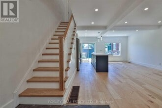 283 Davisville Ave in Toronto, ON - Building Photo - Building Photo
