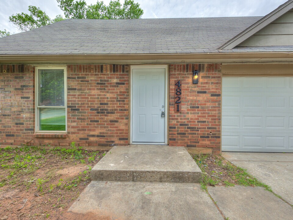 4821 Cinderella Dr in Oklahoma City, OK - Building Photo