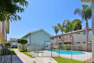 JP Apartments in Garden Grove, CA - Building Photo - Building Photo