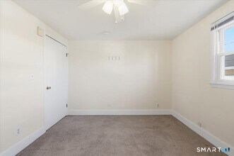 194 Cherry St in Milford, CT - Building Photo - Building Photo