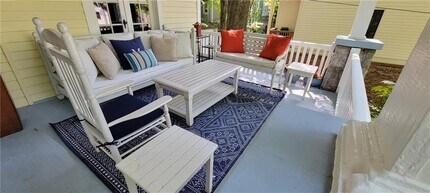 743 St Charles Ave NE in Atlanta, GA - Building Photo - Building Photo