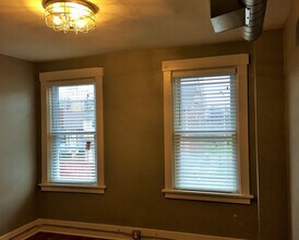 6333-6335-6335 Bartlett St in Pittsburgh, PA - Building Photo - Building Photo